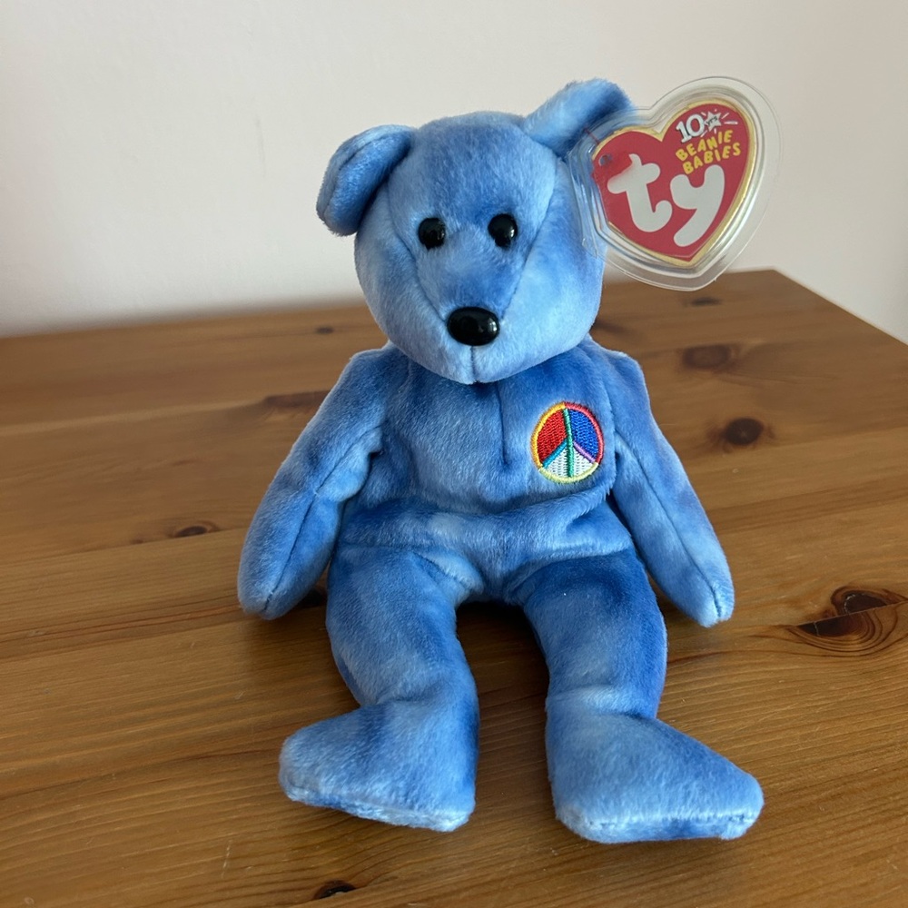 Ty Beanie Baby "Peace" the Bear 🐻